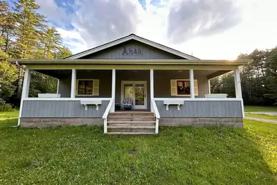Image de Peaceful retreat in the heart of the Adirondacks.