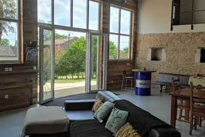 Image de Magnifique Grange Entièrement Rénovée en pleine campagne