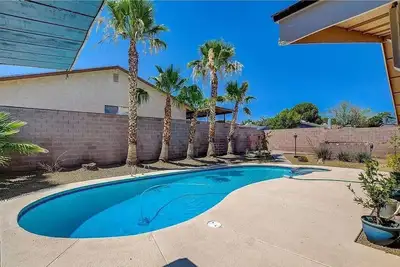 Image de Boulder Pool House, free Wi-Fi, sleeps 8