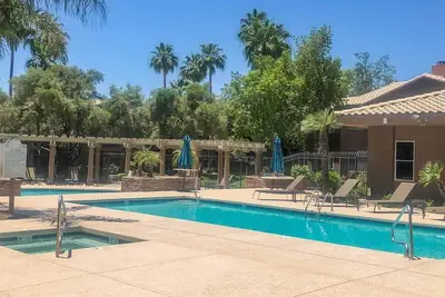 Image de Charming Home Near Six Flags