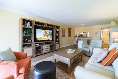 Image de 4th Floor 2Bed\/2Bath Oceanfront Condo-Spanish Main