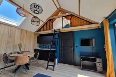 Image de New! 100% nature house with views over the landscape and the setting sun
