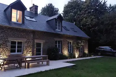 Image de La rivière : Grande maison de campagne au calme