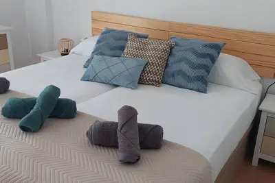Image de Maravilloso! ! ! Apartamento Tranquilo con Vistas a los Jardines y sol de Tarde