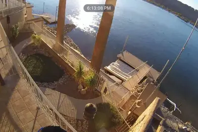 Image de Riverfront Home Sleeps Up To 14