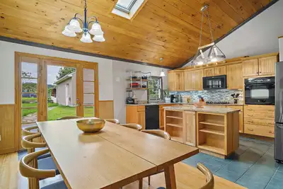 Image de 4br House near Casinos & Beach With In Law Suite