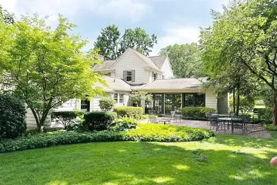 Image de Spacious 5br Home! Walk to Nd & Downtown! Sleeps 10+