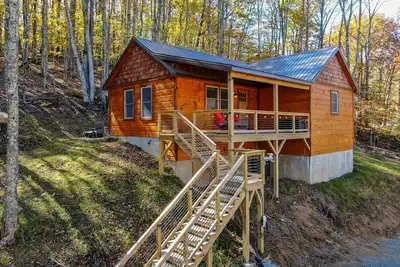 Image de Whiskey Rock - Beech Mountain, private, hot tub