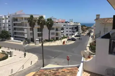Image de Apt. J 1 quarto  350m da praia de Olhos d'Água