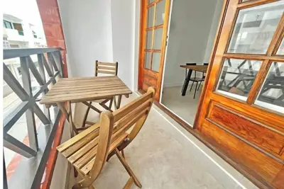 Hermoso Apartamento con Terraza y Balcón