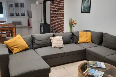 Image de Maison de campagne 100 m2 dans village calme et agréable.