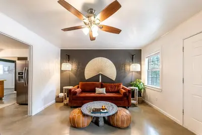 Image de Walkable Cozy Rio Vista River House