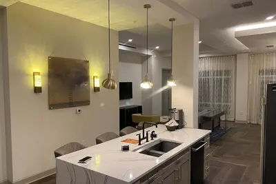 Image de Treat yourself to Luxury, 3bd Presidential Suite 2556 sq. ft Available 10/30-11/4