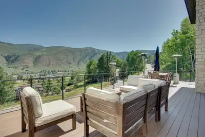 Image de Avon Vacation Rental w/ Hot Tub & Mountain Views!