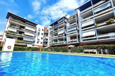 Image de Amplio Apartamento con Piscina en Cambrils Playa