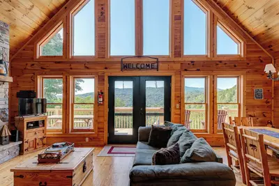 Image de Stunning Views Game Room~4300'~Sleeps 12~Hot Tub~Firepit Table~Hatley Pointe Ski
