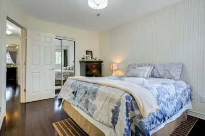 Image de Luxury Home Sweet Home In Vales Of Castlemore, Brampton!