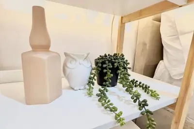 Image de Scandi Abode  27th Floor  Washer  Ig Chair\n