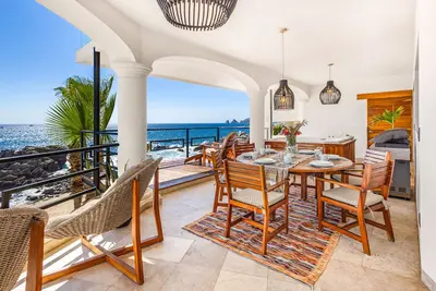 Image de Beach Front Elegance at Casa Bruma: Cabo's Escape with Jacuzzi