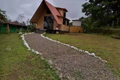 Image de Un Lindo Chalet de Montaña con Amplio Jardin Apartado y con Vistas