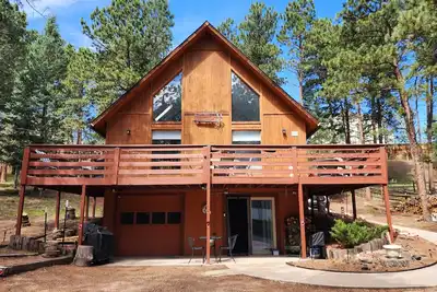 Image de Tackle Mountain Lodge: Loft, Activities, Relaxation, and No Chores!