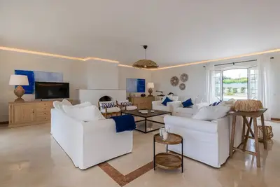 Image de Windmill Beachfront Villa