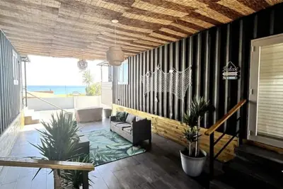 Sandbox Villas - Sandy