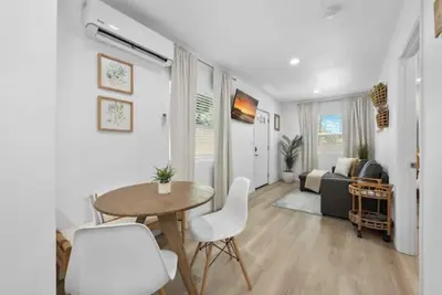 Image de Guesthouse near Disney, Private entrance, Fast Wifi, Self-Check-in