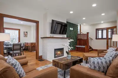 Image de Eastown Luxe