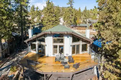 Image de North Shore Lakefront - 6 Bedroom Lakefront - Game Room, Views, Ac