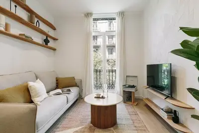 Image de Pontone - 2 bedrooms and balcony in Eixample dreta