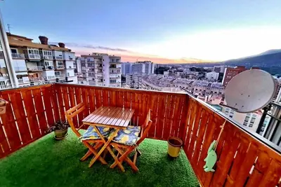Image de City central upper floor cozy apartment