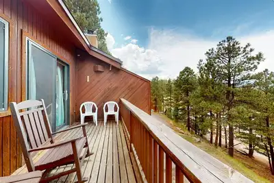 Image de The Lift #C2 | Condo in Angel Fire a walk from the lifts - mountain views