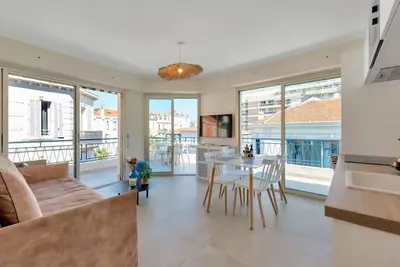 Image de L'Athéna élégant avec sublime terrasse