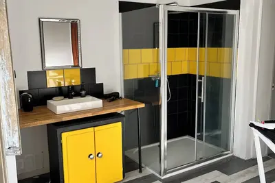 Image de Maison avec cour