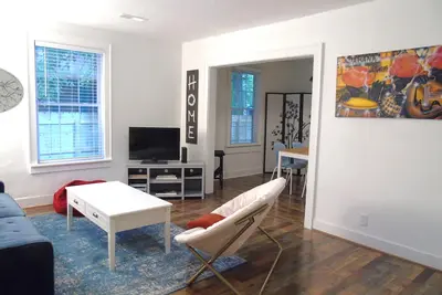 Image de New! Affordable, Cute & 10 Mins to Downtown Charleston & 5 Mins to Park Circle