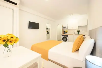 Image de Studio in the heart of Fuengirola. 6 min to the sea