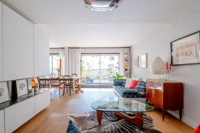 Mid-century Maestro, by Veeve