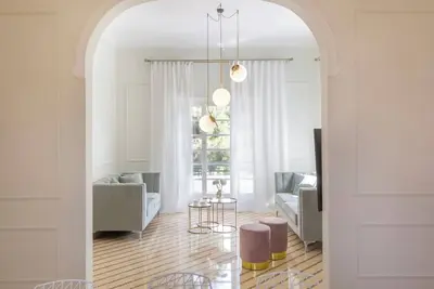 Image de Beautiful apartment in Glyfada - First floor