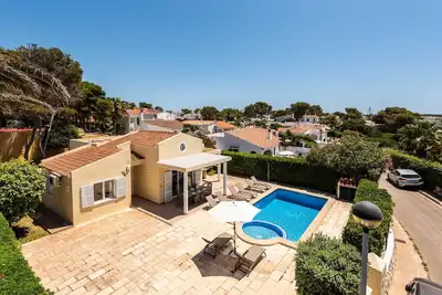 Image de Maison de vacances Cala Blanca pour 1 - 4 personnes avec 4 chambres à coucher - Maison de vacances