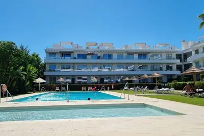 Image de Luxury penthouse w/ sea & mountain views