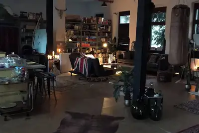 Image de Unique yoga loft! Quiet room for courses, seminars, workshops!