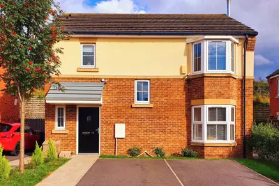 Image de 10 Beacon Hill, family friendly, with open fire in Loftus