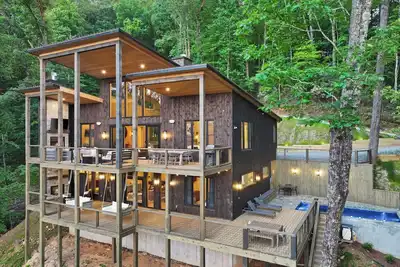Image de Bella Vista Blue Ridge: Pool-Sauna-Gameroom-Views!