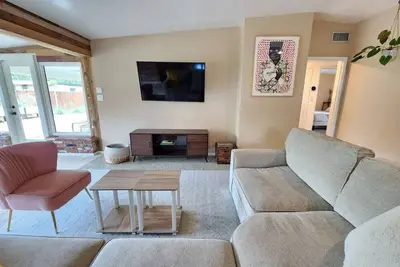 Image de GardenHouse @AudubonPark Sleeps 8