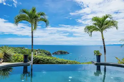 Image de Completely Transformed: Stunning 3-Bedroom Home Renovation at Playa Ocotal