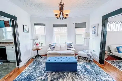 Image de Cozy & Modern Entire Home