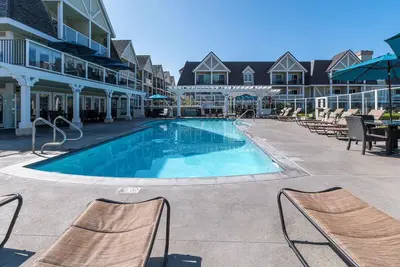 Image de Relaxation Retreat in Carlsbad! Outdoor Swimming Pool, Free Parking!