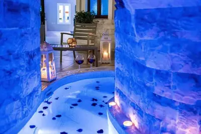 Image de Elite Santorini Villa | 1 Bedroom | Villa Cycladic Character | Private Jacuzzi & Air Conditioning | Fira