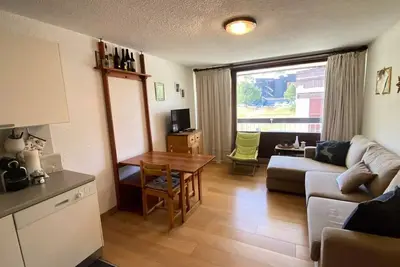 Image de beau studio aux pieds des pistes Plein sud - Parking